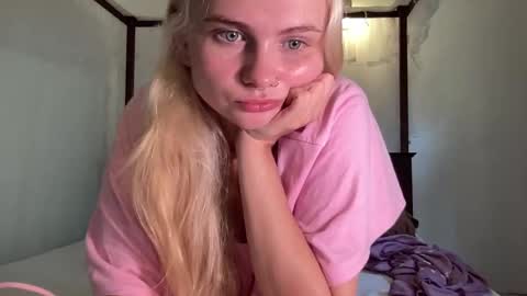   online show from 02/01/25, 06:43