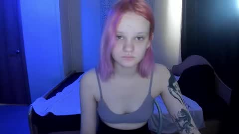 elieiza_xo online show from 02/08/26, 09:23