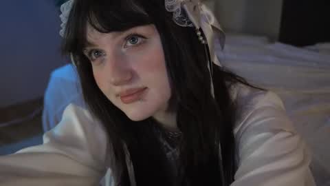 Ellie online show from 10/30/25, 05:20