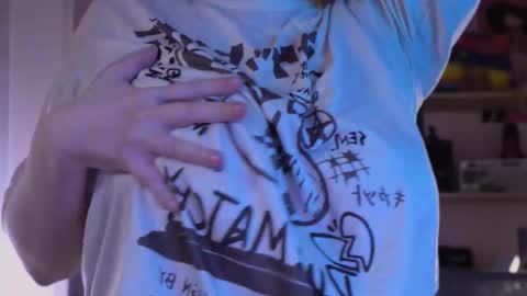 Ellie online show from 03/18/26, 05:21