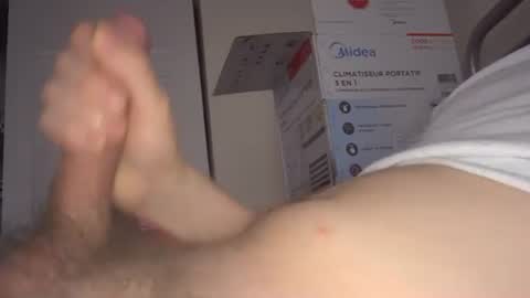 eliexavier123456789 online show from 12/16/24, 08:26