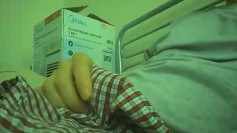 eliexavier123456789 online show from 01/19/25, 07:47