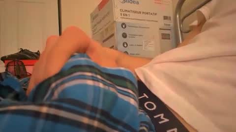 eliexavier123456789 online show from 01/25/25, 07:49