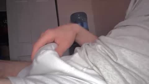 eliexavier123456789 online show from 04/19/26, 03:50