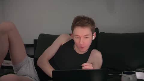 Snapshot of eligraysonx chatting on 02/04/26, 04:13 Eli Grayson online show from 02/04/26, 04:13