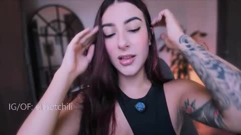 Snapshot of elihotchili chatting on 02/16/26, 10:17 Eli online show from 02/16/26, 10:17