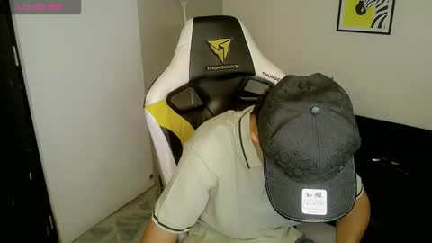 bby-santy online show from 10/14/25, 03:24