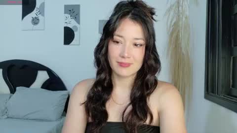 Snapshot of eliiih_ chatting on 06/14/26, 08:33 eliiih_ online show from 06/14/26, 08:33