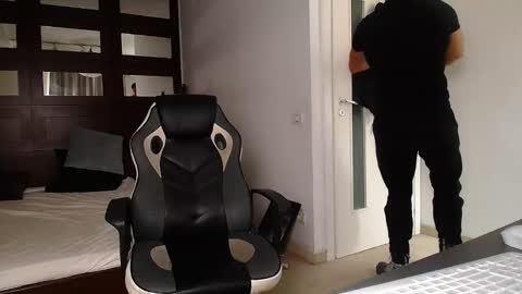 ElijahThorne online show from 02/23/26, 10:01