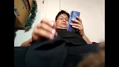 Snapshot of elimposstor chatting on 12/25/24, 09:13 elimposstor online show from 12/25/24, 09:13