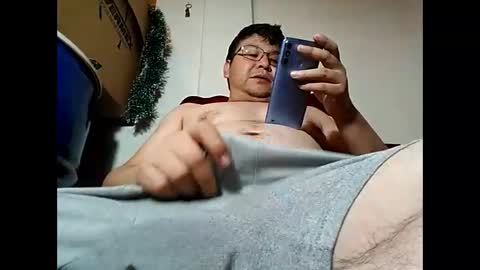 Snapshot of elimposstor chatting on 01/06/25, 06:03 elimposstor online show from 01/06/25, 06:03