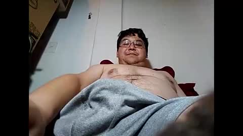 Snapshot of elimposstor chatting on 01/29/25, 01:05 elimposstor online show from 01/29/25, 01:05