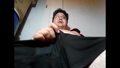 Snapshot of elimposstor chatting on 02/05/25, 07:18 elimposstor online show from 02/05/25, 07:18