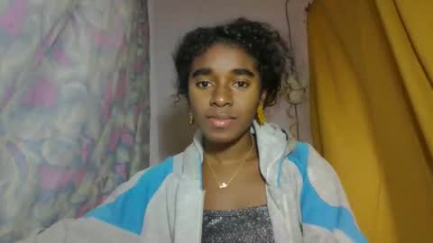 elina981 online show from 04/09/26, 08:53