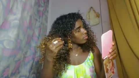 Snapshot of elina981 chatting on 04/27/26, 10:19 elina981 online show from 04/27/26, 10:19