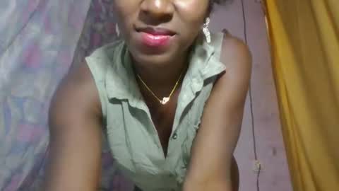 Snapshot of elina981 chatting on 05/03/26, 08:53 elina981 online show from 05/03/26, 08:53