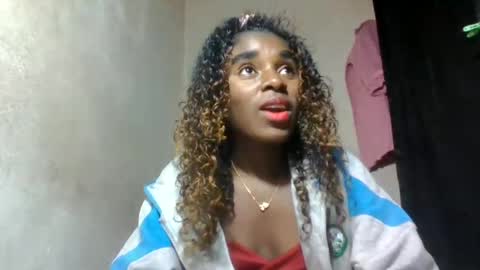 Snapshot of elina981 chatting on 07/11/26, 09:01 elina981 online show from 07/11/26, 09:01
