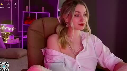 Elina online show from 03/05/25, 05:18