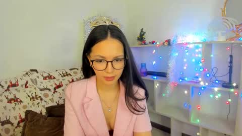 Snapshot of elina_syui chatting on 01/14/26, 06:13 CutieJune online show from 01/14/26, 06:13
