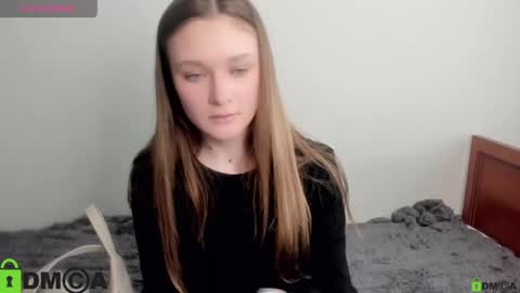 Snapshot of elina_x chatting on 05/14/26, 01:18 elina_x online show from 05/14/26, 01:18