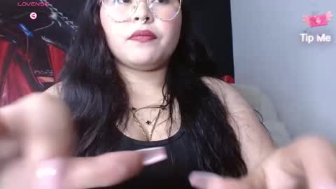 Snapshot of elinaax chatting on 06/04/26, 12:38 Elina online show from 06/04/26, 12:38