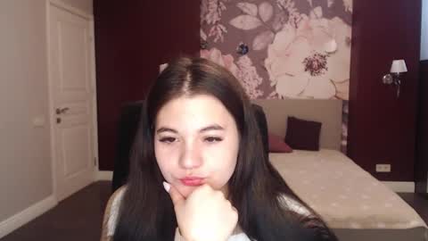 ElinaMils online show from 03/11/25, 07:15