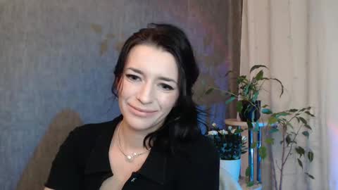 Elina online show from 02/25/25, 11:55
