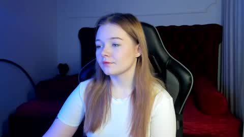 elinavale online show from 03/31/26, 05:13