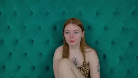 Snapshot of elinavale chatting on 06/05/26, 06:35 elinavale online show from 06/05/26, 06:35
