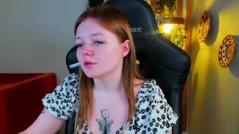 Snapshot of elinavale chatting on 06/07/26, 05:16 elinavale online show from 06/07/26, 05:16