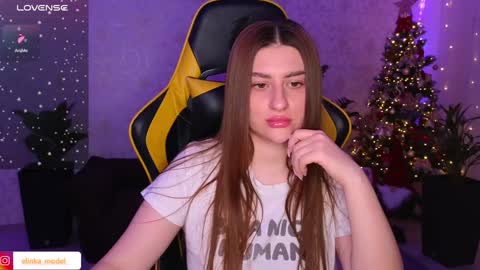 Elina online show from 12/22/24, 07:21