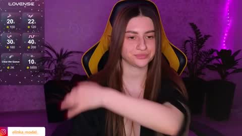 Elina online show from 02/09/25, 09:06