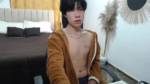 ELIO online show from 04/01/26, 07:53