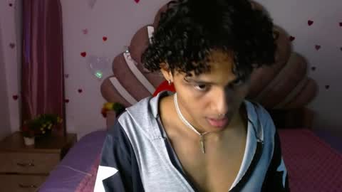 Snapshot of elio_fox chatting on 03/31/26, 11:43 elio_fox online show from 03/31/26, 11:43