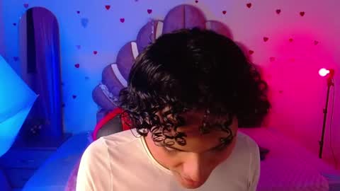 Snapshot of elio_fox chatting on 04/07/26, 11:32 elio_fox online show from 04/07/26, 11:32