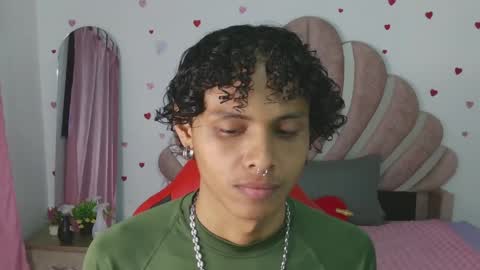 Snapshot of elio_fox chatting on 04/18/26, 11:47 elio_fox online show from 04/18/26, 11:47