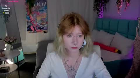 Snapshot of elira_vane chatting on 07/01/26, 02:57 Elira Vane online show from 07/01/26, 02:57