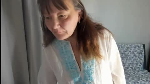 Snapshot of elis_gabbi chatting on 11/23/25, 04:34 Elis online show from 11/23/25, 04:34