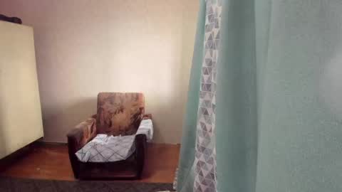 Elis online show from 04/29/26, 09:13