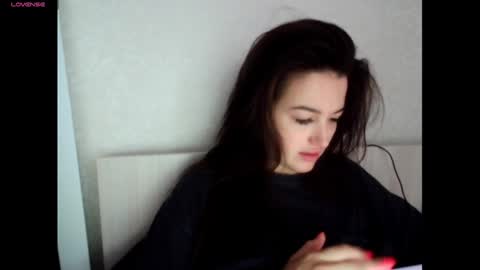 Snapshot of elisa_dove208 chatting on 09/10/25, 04:01 elisa_dove208 online show from 09/10/25, 04:01