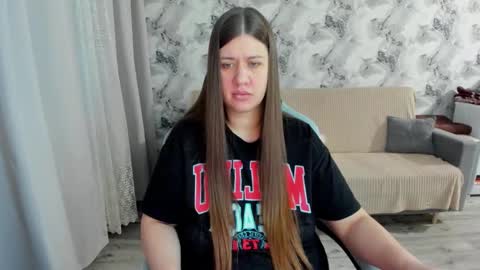 Aletta Oushen online show from 10/10/25, 11:53