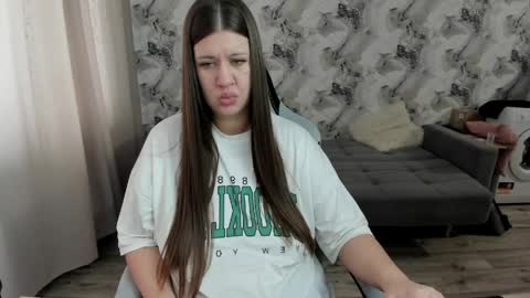 Aletta Oushen online show from 03/27/26, 06:52