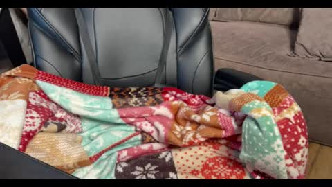 Elisa North online show from 01/24/25, 07:19