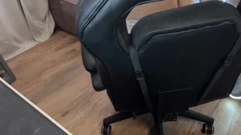 Elisa North online show from 02/27/25, 05:13