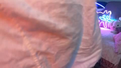 Elisa North online show from 09/22/25, 12:51