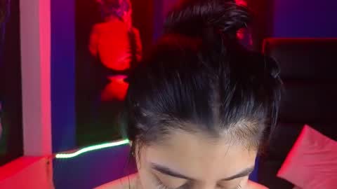 Snapshot of elisa_soul chatting on 10/14/25, 12:28 Elisa Soul online show from 10/14/25, 12:28