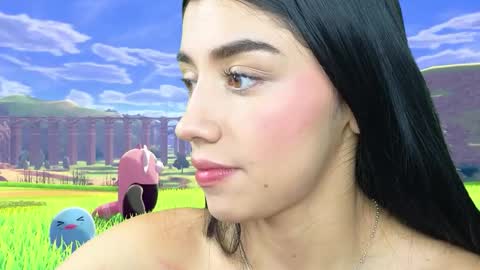 Snapshot of elisa_soul chatting on 10/25/25, 01:07 Elisa Soul online show from 10/25/25, 01:07