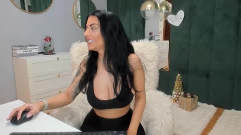 Maria online show from 12/05/25, 04:54