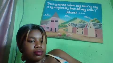 Snapshot of elisabeth2525 chatting on 01/19/25, 03:08 elisabeth2525 online show from 01/19/25, 03:08