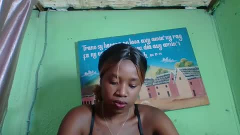 Snapshot of elisabeth2525 chatting on 01/24/25, 11:04 elisabeth2525 online show from 01/24/25, 11:04